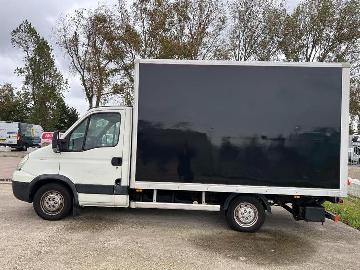 Iveco Daily 35S10 Euro4 2008 automaat 6 versnellingen, Auto's, Bestelauto's, Bedrijf, Trekhaak, Iveco, Diesel, Euro 4, Automaat