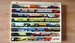 Meerdere Plastic modelauto's in showcase 3. Mag ook per stuk, Ophalen of Verzenden, Gebruikt, Auto
