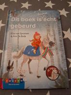boek elisa van spronsen - dit boek is bijna echt gebeurd, Ophalen of Verzenden, Zo goed als nieuw, Fictie algemeen