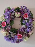 Zijden bloemenkrans op wilgenkrans, Huis en Inrichting, Woonaccessoires | Kransen, Ophalen, Zo goed als nieuw