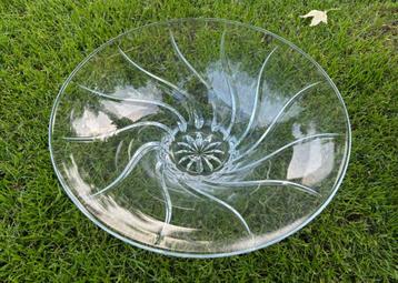 Fruitschaal beschikbaar voor biedingen