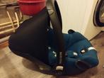 Blauwe maxi cosi, Kinderen en Baby's, Autostoeltjes, Ophalen, Autogordel, Zo goed als nieuw, 0 t/m 13 kg