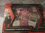 Pokemon : Team Rocket’s Mewtwo ex Box, Ophalen of Verzenden, Nieuw, Overige typen, Foil
