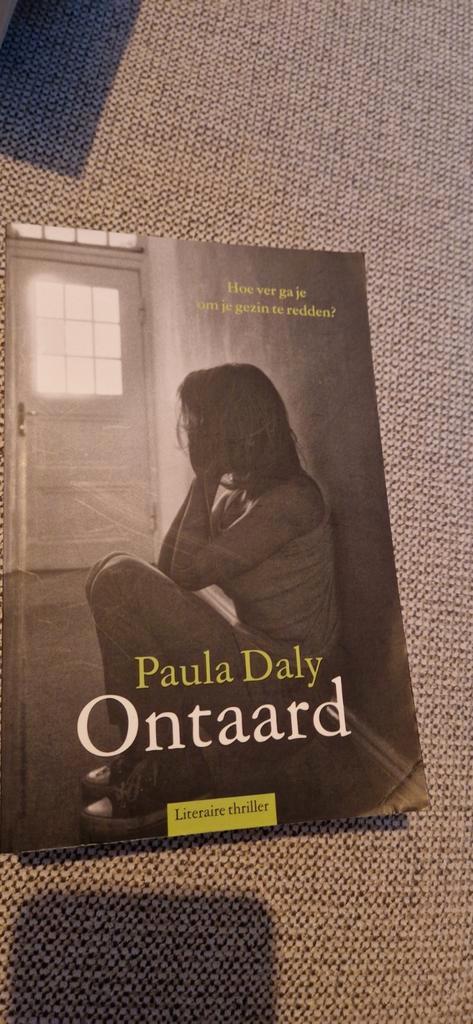 Paula Daly - Ontaard, Boeken, Thrillers, Zo goed als nieuw, Nederland, Ophalen of Verzenden