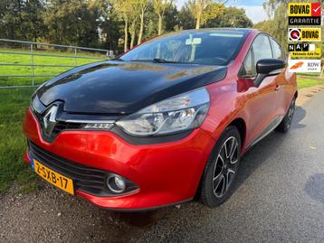 Renault Clio 0.9 TCe Expression top onderhouden! Navigatie beschikbaar voor biedingen