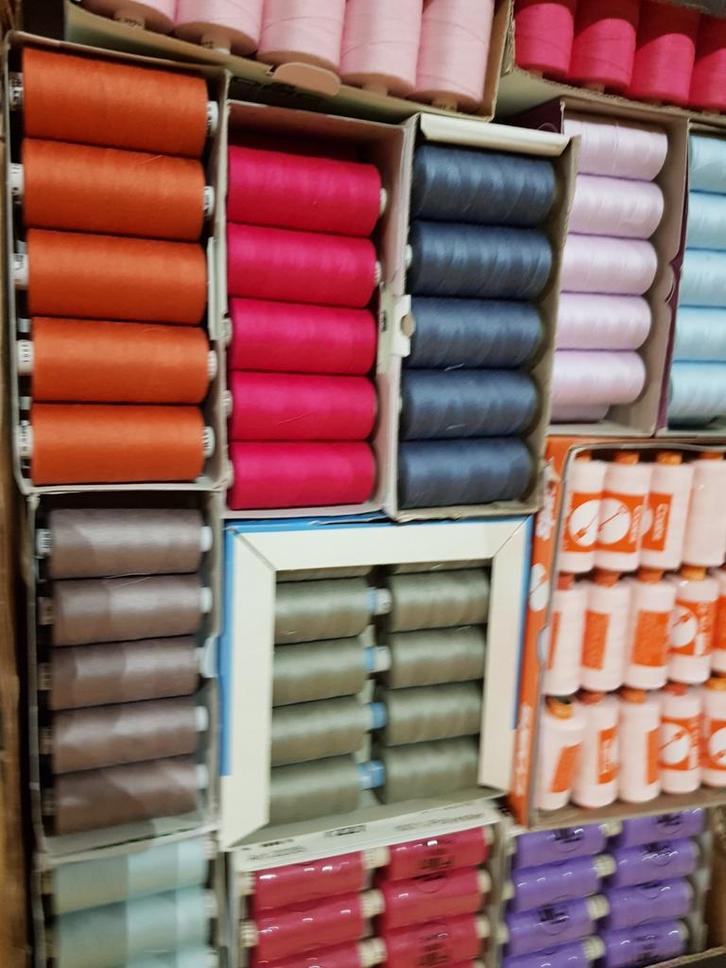 Grote partij merkgaren o.a Gutermann Alterfils, Hobby en Vrije tijd, Naaien en Fournituren, Nieuw, Garen of Naald(en), Ophalen of Verzenden