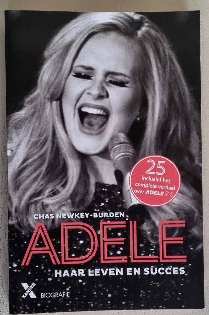 ADELE .. haar leven en succes - Chas Newkey-Burden, Boeken, Verzenden, Zo goed als nieuw, Artiest, Chas Newkey-Burden