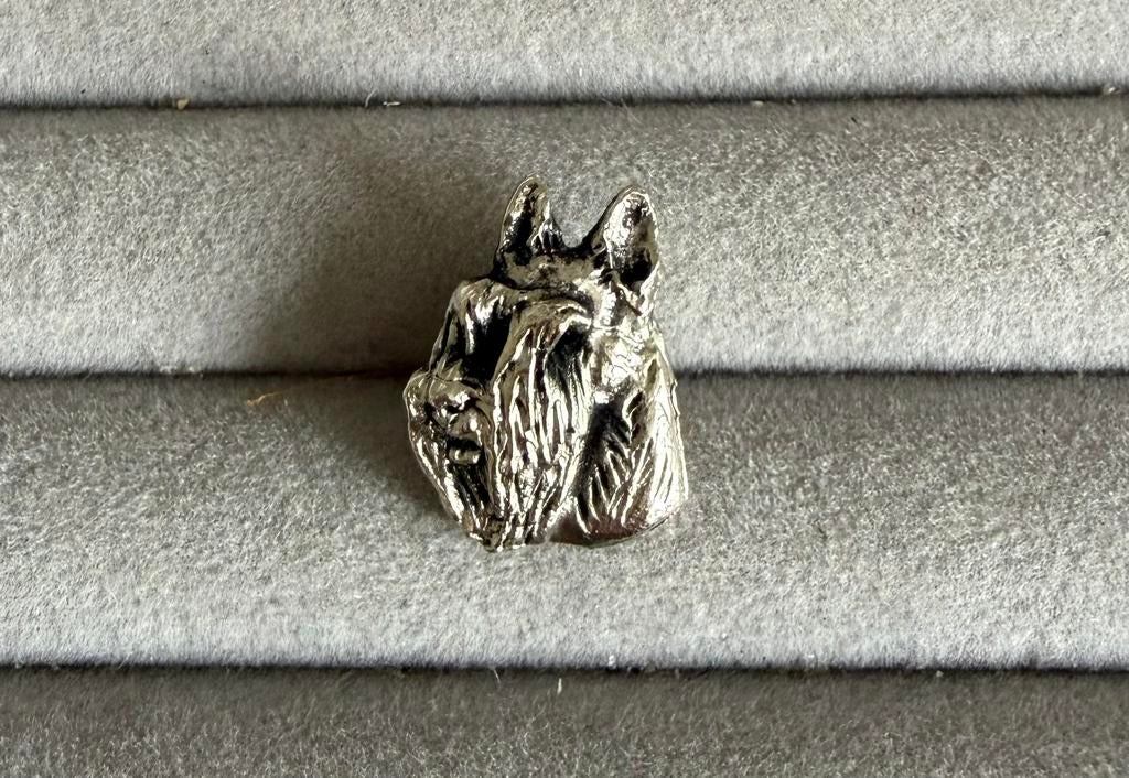 Schotse terriër speldje, Ophalen of Verzenden, Nieuw, Dier of Natuur, Speldje of Pin