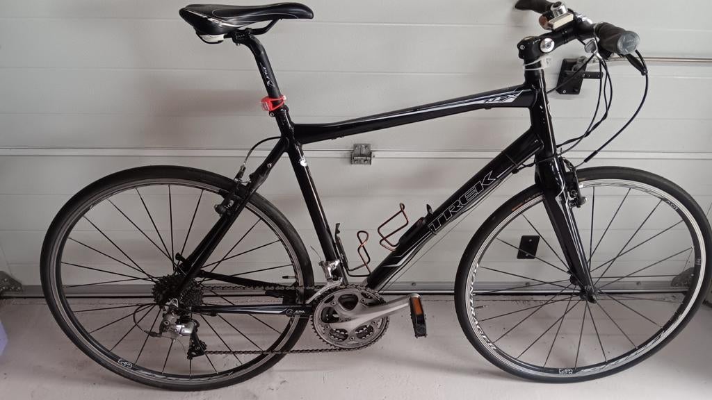 Trek hybride fiets 30 versnellingen framemaat 57, Fietsen en Brommers, Fietsen | Heren | Sportfietsen en Toerfietsen, Gebruikt