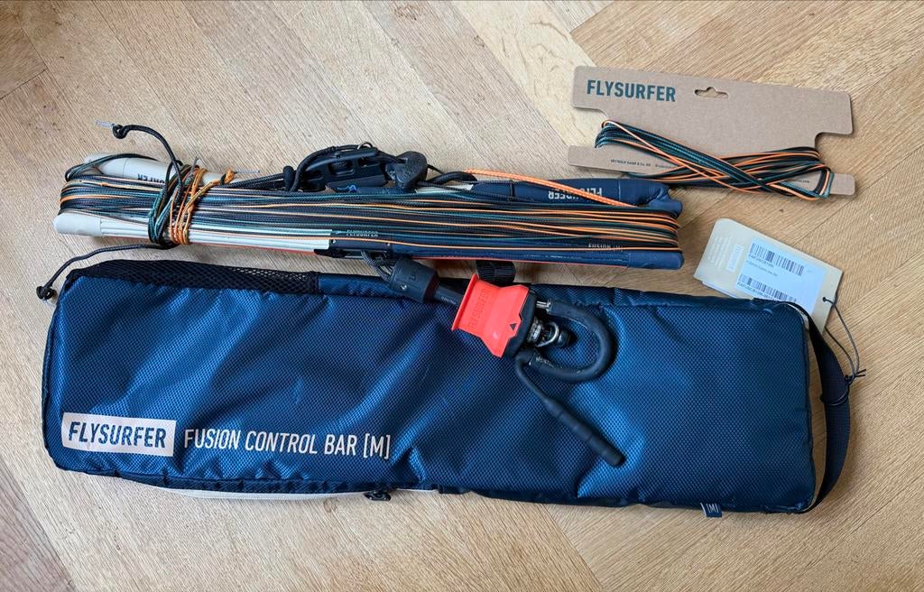 Flysurfer Fusion Control Bar [M] - NIEUW, Watersport en Boten, Kitesurfen, Bar, 10 m², Ophalen of Verzenden, Geen board