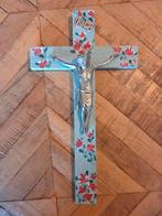 Houten kruis met ijzeren jesus, Ophalen of Verzenden, Zo goed als nieuw