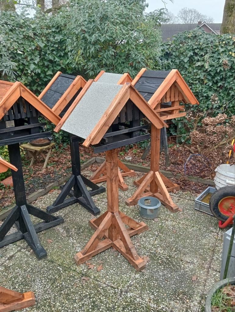 Voederhuis, Ophalen, Nieuw