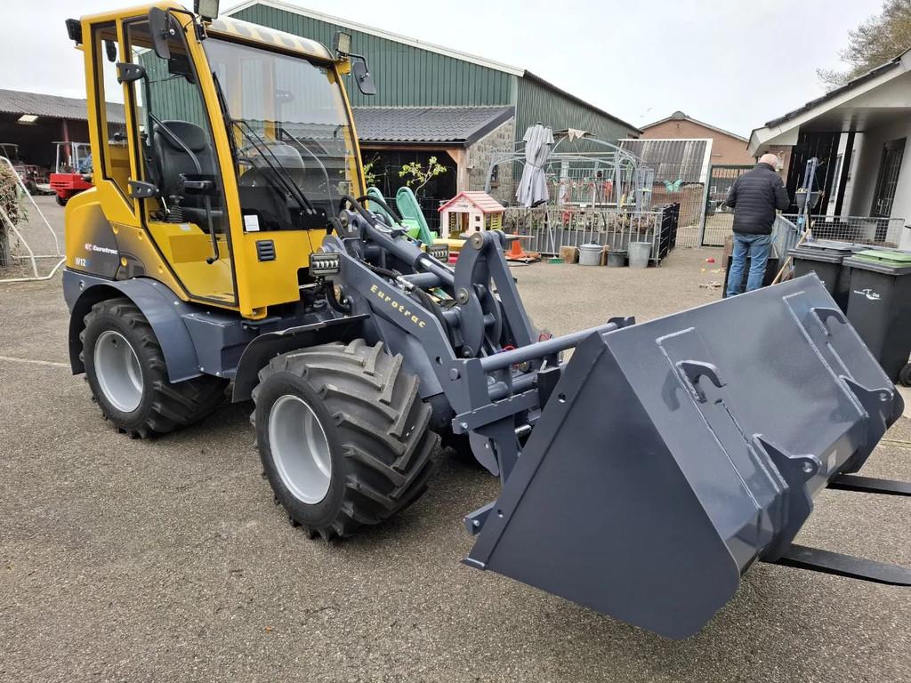Eurotrac W12-ICF 830 (bj 2026), Wiellader of Shovel