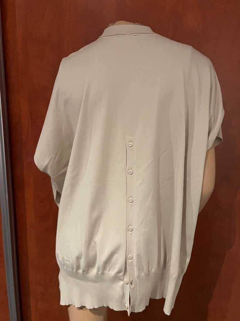 ELISABETTA FRANCHI dun truitje  knoopjes m origineel zgan, Maat 38/40 (M), Elisabetta Franchi, Beige, Ophalen of Verzenden