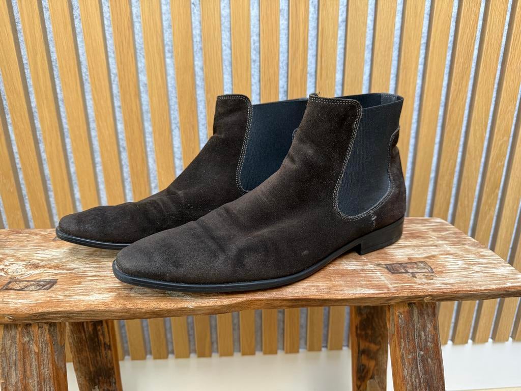 Alveare donkerbruine suède chelsea boots - maat 43, Kleding | Heren, Schoenen, Ophalen of Verzenden, Gedragen, Bruin, Boots