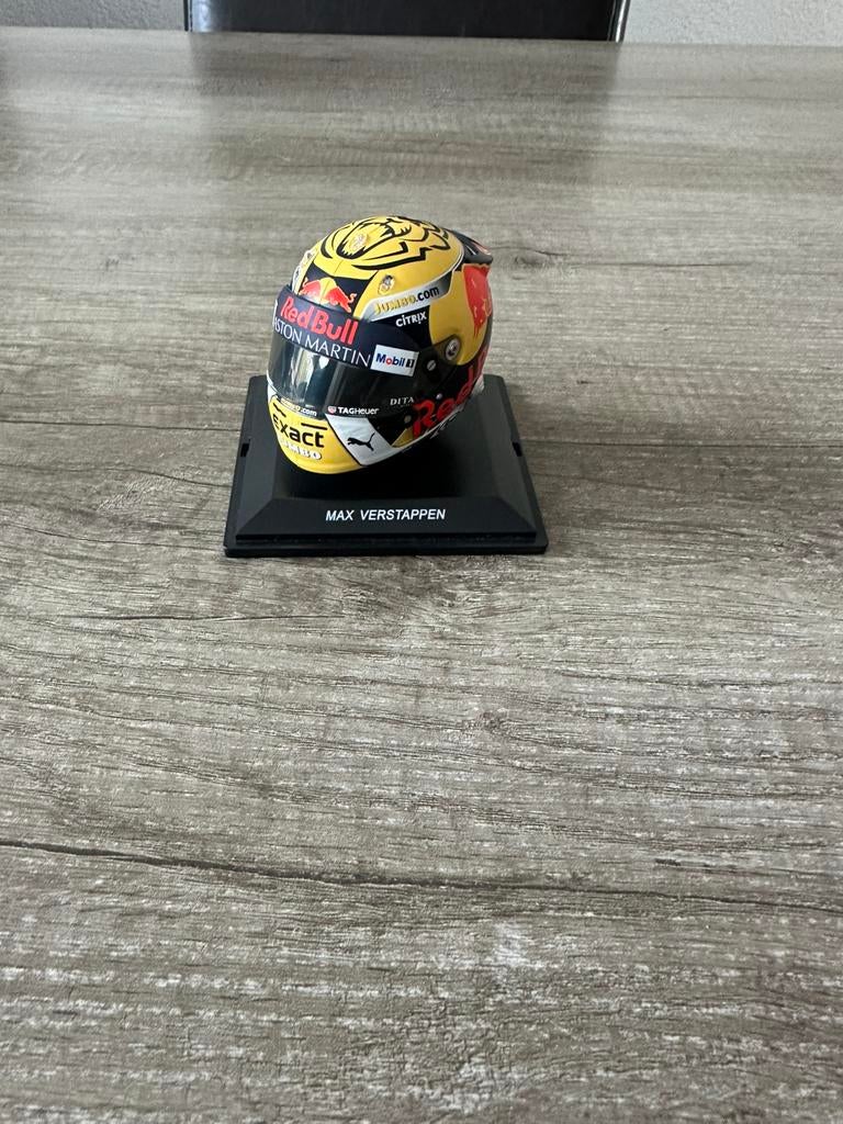 Max verstappen helm Oostenrijk 2018, Ophalen of Verzenden, Zo goed als nieuw, Auto