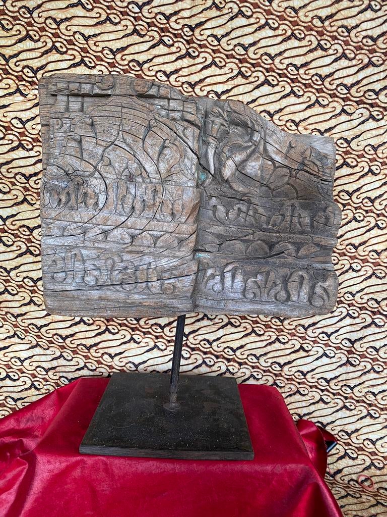 ANTIEK 19e EEUWS HOUTSNIJWERK UIT THAISE TEMPEL., Antiek en Kunst, Ophalen of Verzenden