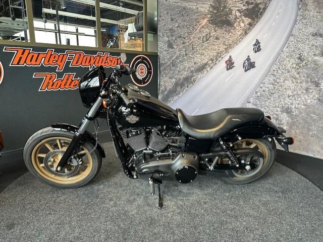 Harley-Davidson FXDLS Dyna Vivid Black (bj 2017), Motoren, Motoren | Harley-Davidson, Bedrijf, Overig, Sales@harleydavidsonrotterdam.nl