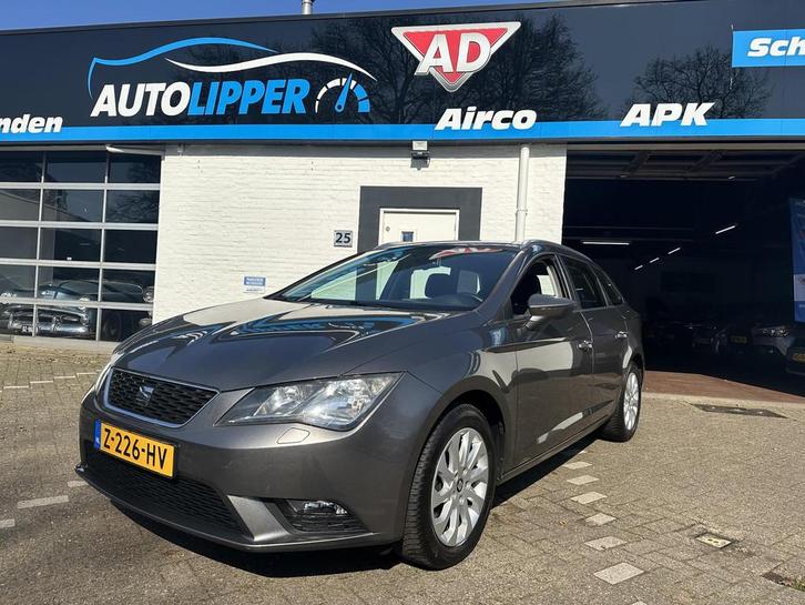 SEAT Leon ST 1.2 TSI Reference Business lNieuwe apk bij afle, Auto's, Seat, Bedrijf, Te koop, Leon, ABS, Airbags, Airconditioning