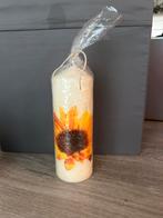 Wit kaars met zonnenbloem / 19x7 cm, Overige materialen, Wit, Ophalen of Verzenden, Zo goed als nieuw