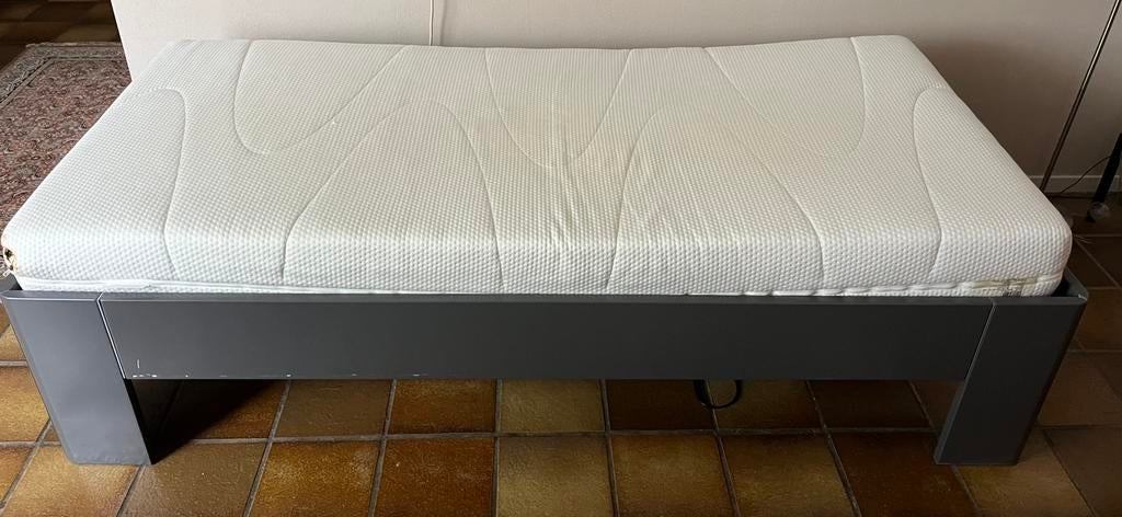 Eenpersoonsbed FRESH - Beter bed, Ophalen, 90 cm, Eenpersoons, Zo goed als nieuw