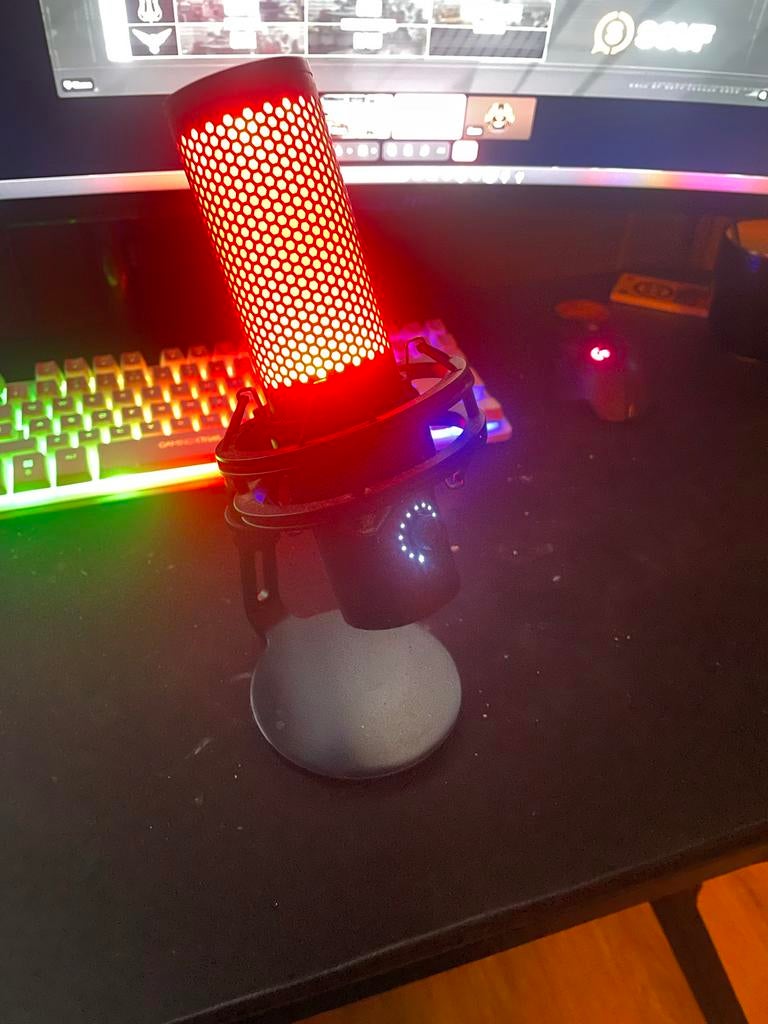 HyperX QuadCast 2 USB Microfoon, Muziek en Instrumenten, Verzenden, Zo goed als nieuw, Studiomicrofoon