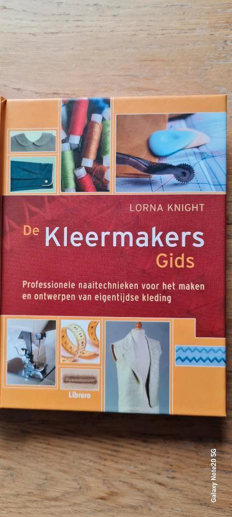Kleermakers gids, Ophalen of Verzenden, Gelezen, Overige onderwerpen, Lorna Knight