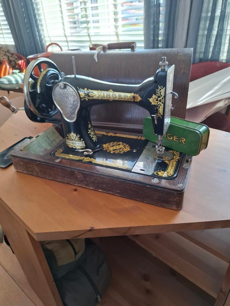Antieke Singer naaimachine met houten koffer, Ophalen of Verzenden