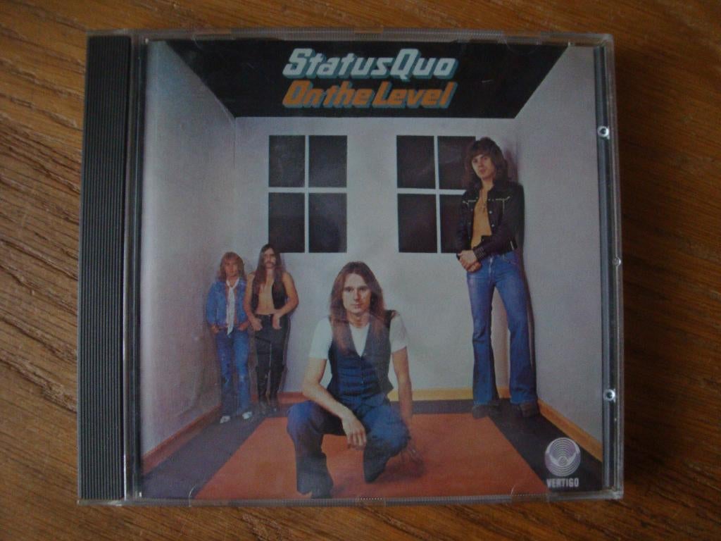 Status Quo - On The Level, Ophalen of Verzenden, Zo goed als nieuw, Poprock