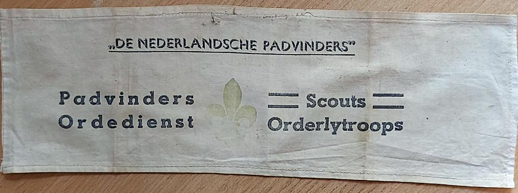 scouting armband Padvinders Ordedienst WOII 1945, Ophalen of Verzenden, Gebruikt, Embleem, Speld of Insigne
