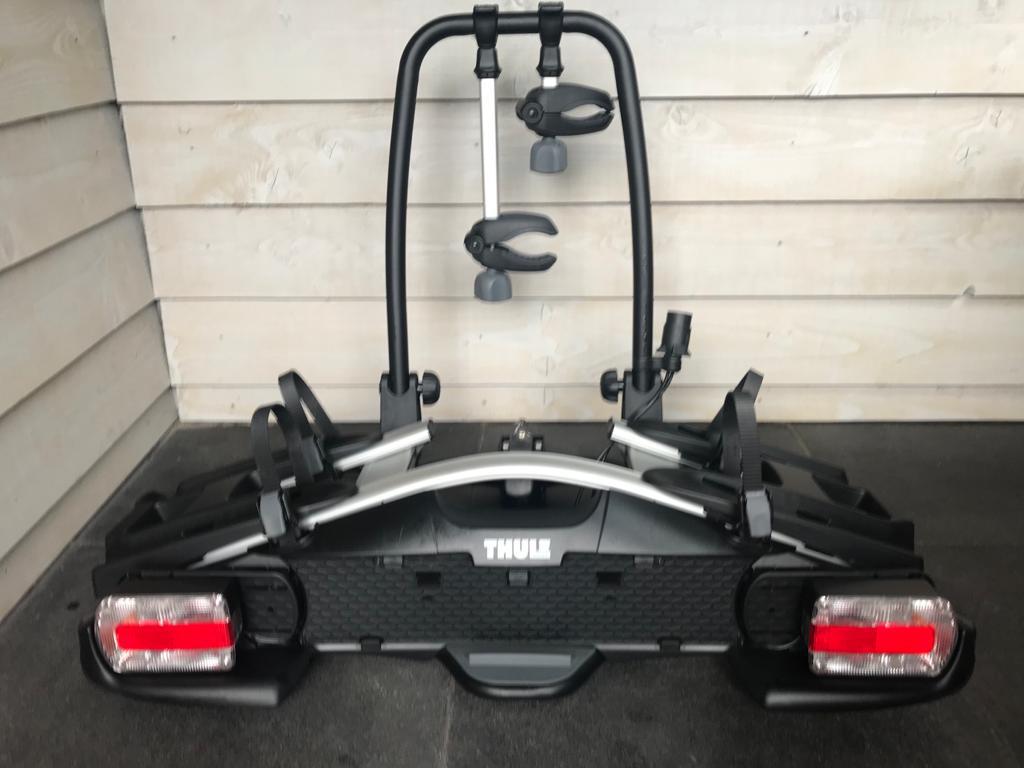 Thule fietsendrager Velocompact 925, Auto diversen, Fietsendragers, Zo goed als nieuw, Trekhaakdrager, 2 fietsen, Ophalen