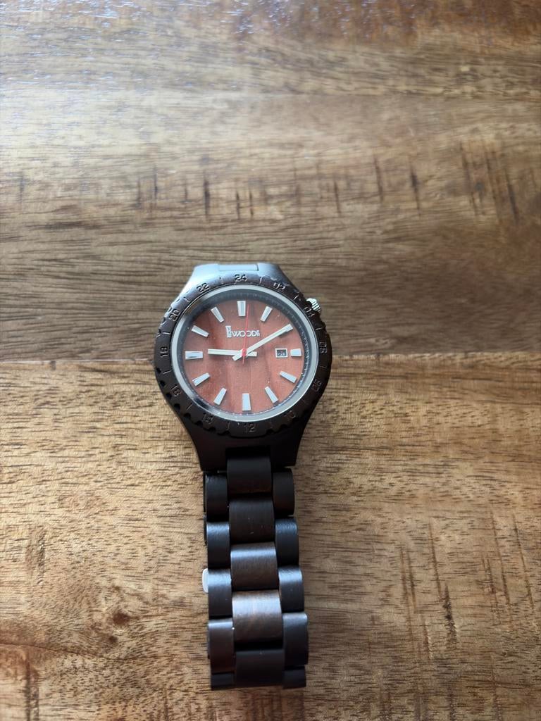 Stijlvol Houten Horloge - Batterij dient vervangen te worden, Overige merken, Overige materialen, Gebruikt, Polshorloge