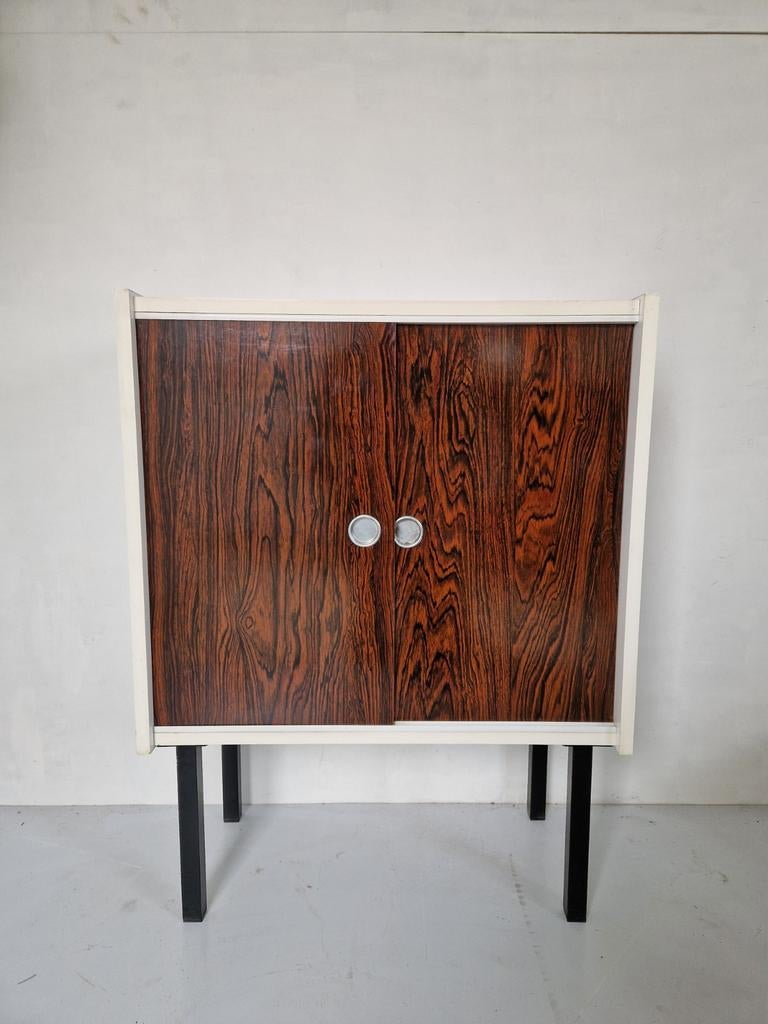 Vintage kastje met schuifdeuren., Ophalen, Gebruikt, Onbekend, 50 tot 100 cm