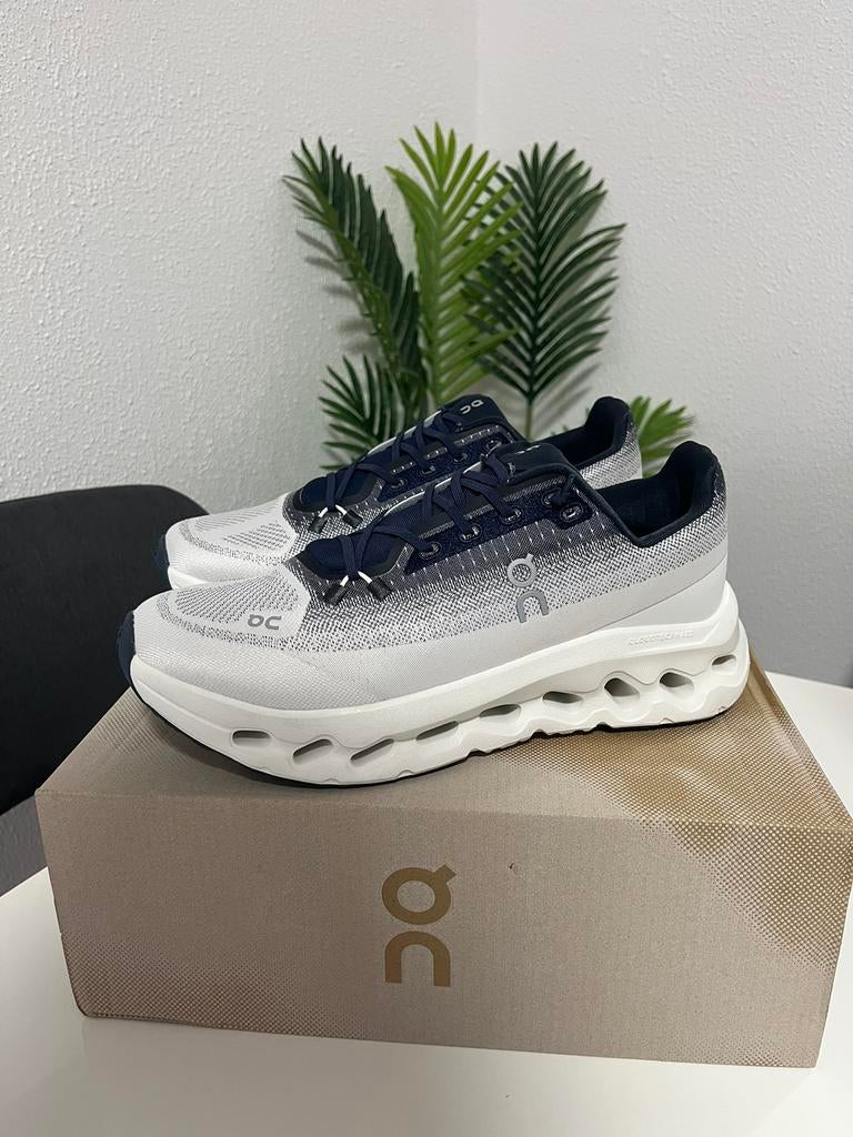 On Cloud schoenen- gloednieuw- maat 42/43, Ophalen of Verzenden, Nieuw, Blauw