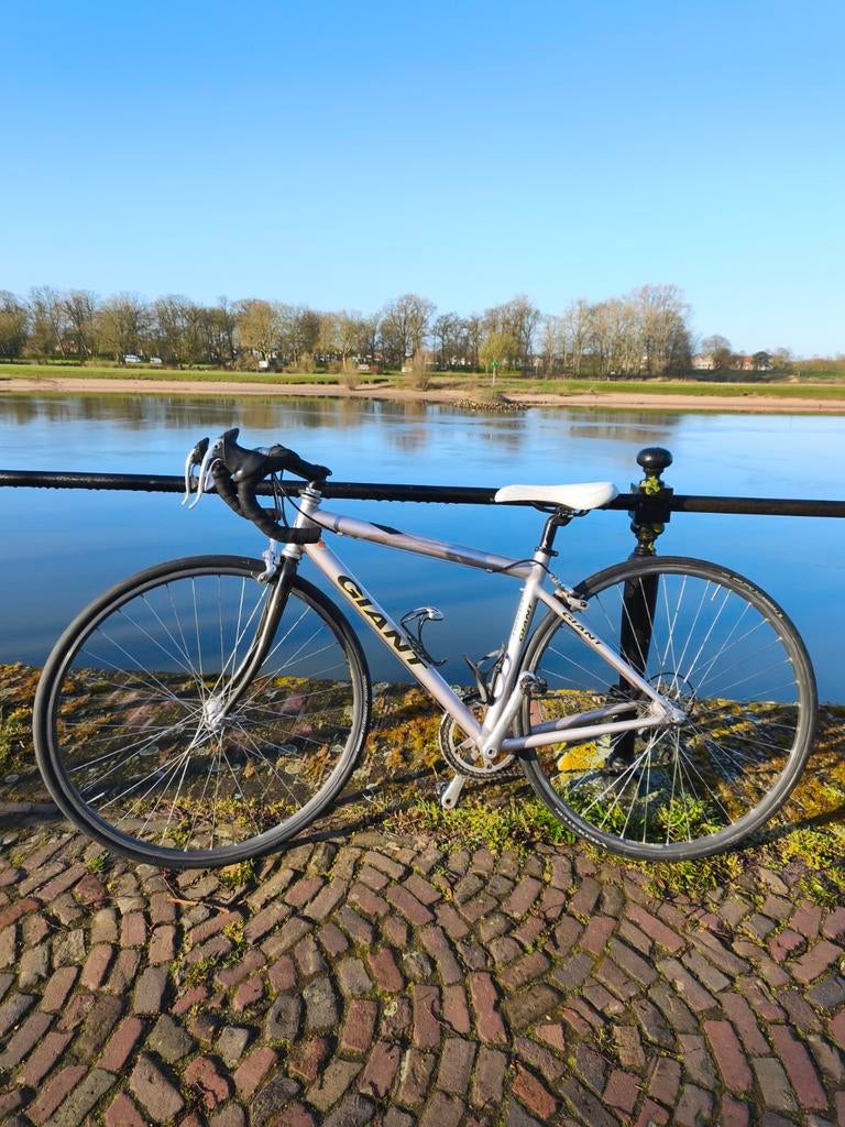 Giant racefiets XS 44 cm, Fietsen en Brommers, Fietsen | Racefietsen, Ophalen, 28 inch, Gebruikt, Aluminium