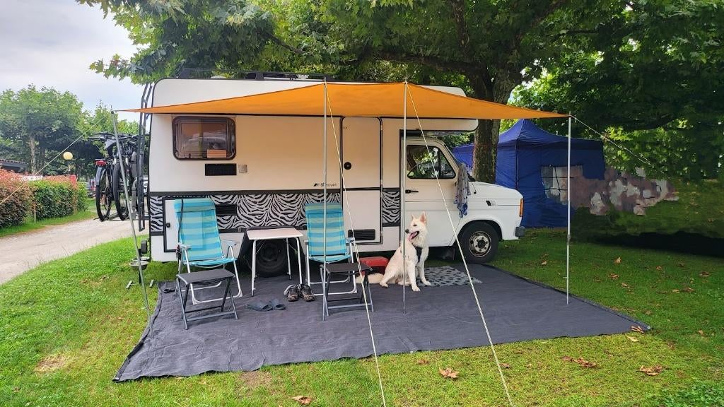 Belastingvrije camper Ford Transit (MK2) met leuke accenten, Chemisch toilet, Reservewiel, Ringverwarming, Ford