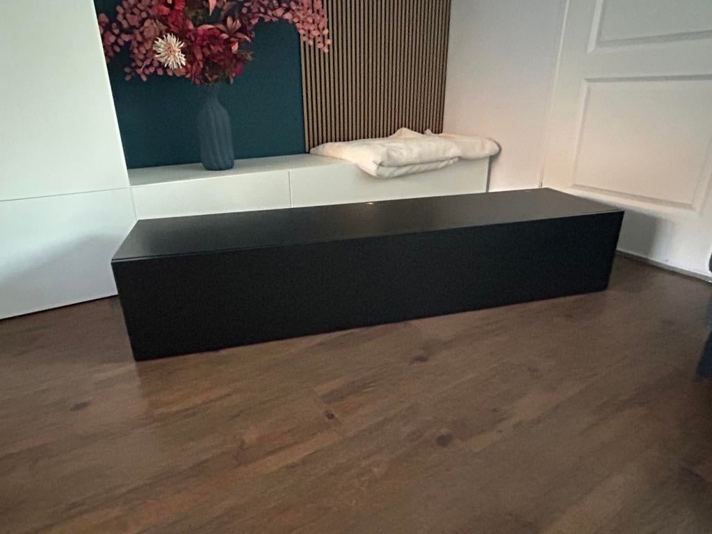 Zwart TV meubel 160x30x40 cm, Ophalen, 150 tot 200 cm, Zo goed als nieuw, Minder dan 100 cm