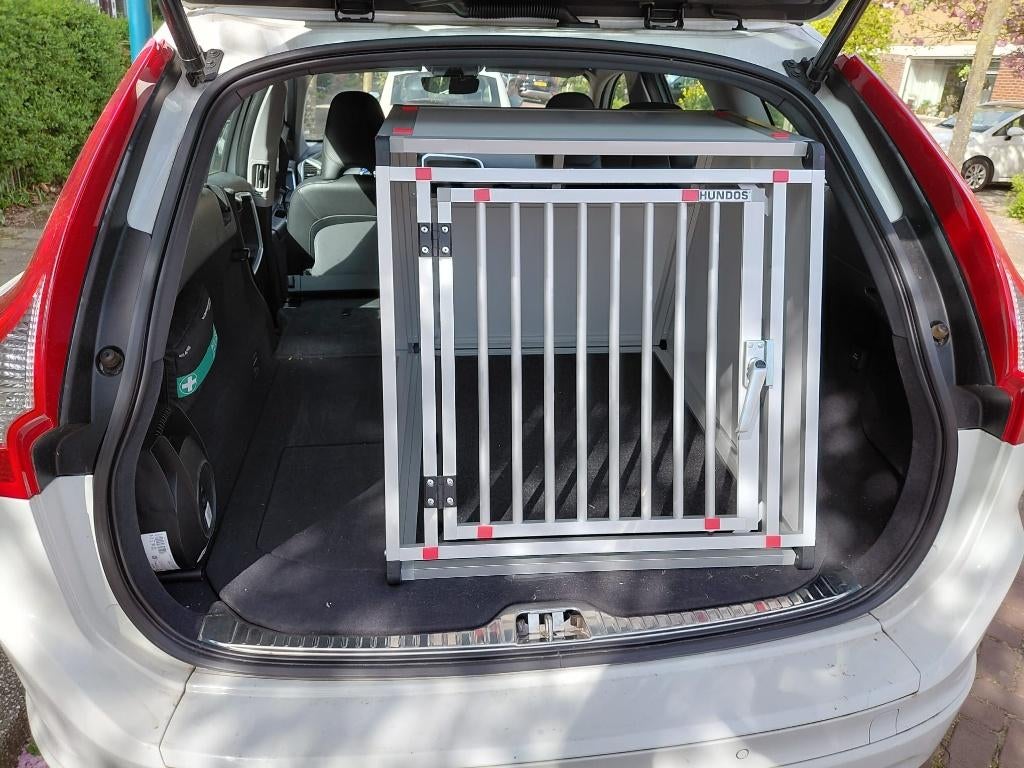 auto hondenbench merk Hundos Model Max L, Dieren en Toebehoren, Hondenbenches, Zo goed als nieuw, Ophalen