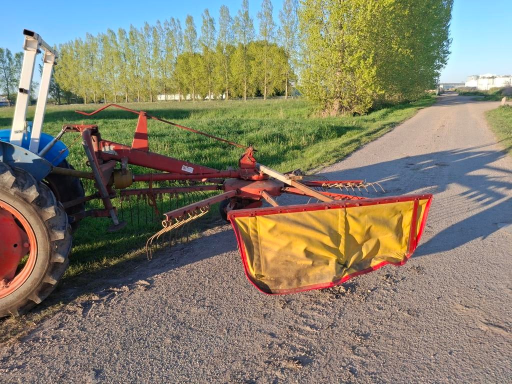 Hooischudder hooihark zwadhark hooiwagen platte kar, Ophalen, Veehouderij, Weidebouw