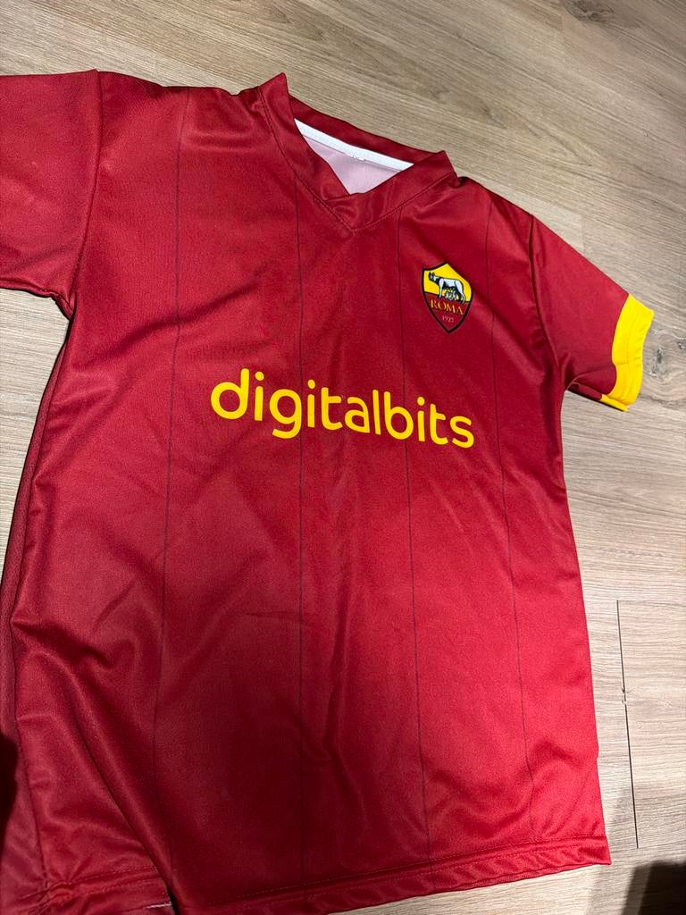 AS Roma voetbalshirt maat 128, Kinderen en Baby's, Kinderkleding | Maat 128, Ophalen of Verzenden, Zo goed als nieuw, Jongen, Sport- of Zwemkleding