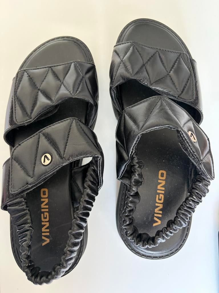 Nieuwe sandalen maat 38 Vingino, Zwart, Nieuw, Sandalen of Muiltjes, Ophalen of Verzenden