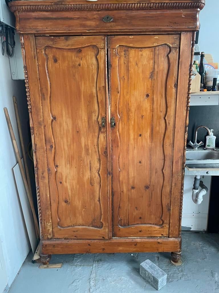 Kast biedermeier meidenkast, Ophalen