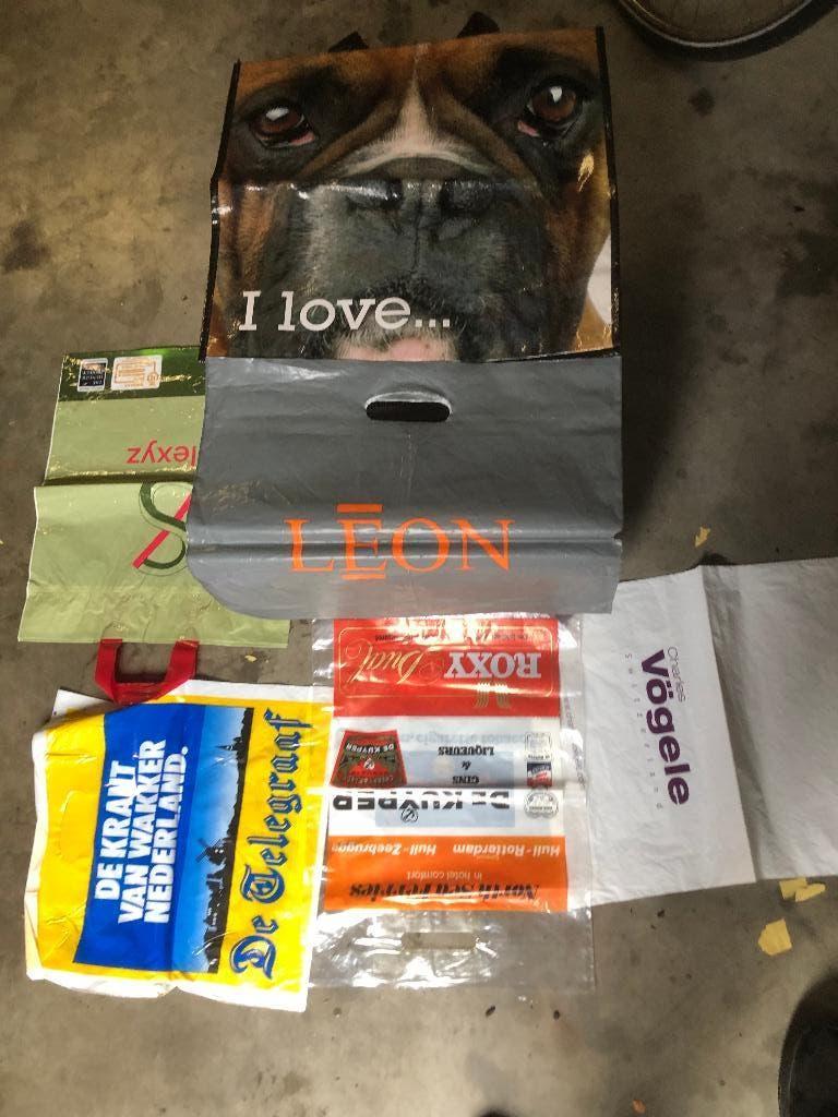 Vintage plastic  tassen  jaren 70 , 80  ,90 ., Kinderen en Baby's, Speelgoed | Speelgoedvoertuigen, Ophalen, Gebruikt