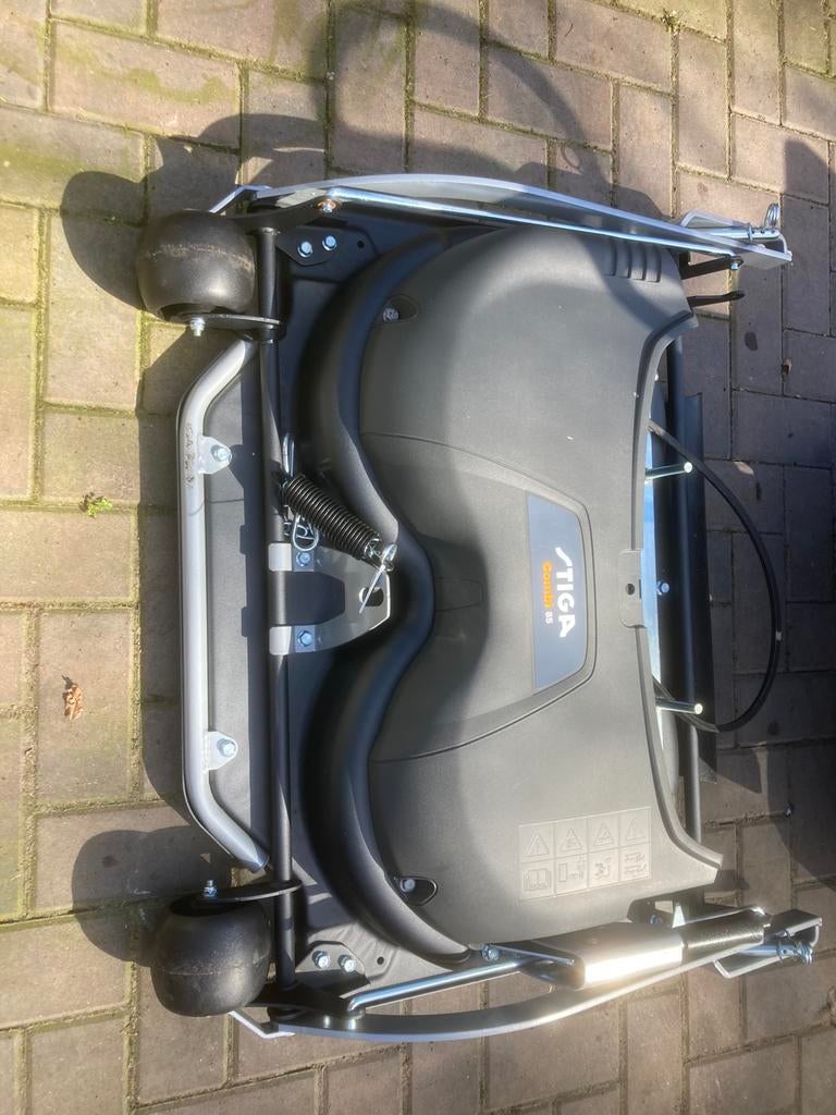 Nieuw Stiga Villa 85cm Maaidek, Tuin en Terras, Zitmaaiers, Ophalen, Nieuw, Minder dan 90 cm