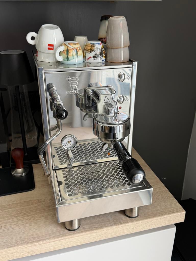 Eureka Mignon Specialita & Bezzera BZ09 Espressomachine Set, Ophalen, Afneembaar waterreservoir, Gebruikt, Koffiebonen