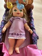 Disney animator baby rapunzel met bedje zgan, Ophalen of Verzenden, Zo goed als nieuw, Beeldje of Figuurtje