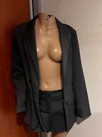 BERSHKA set maat L zgan, Kostuum of Pak, Maat 42/44 (L), Zo goed als nieuw, Grijs