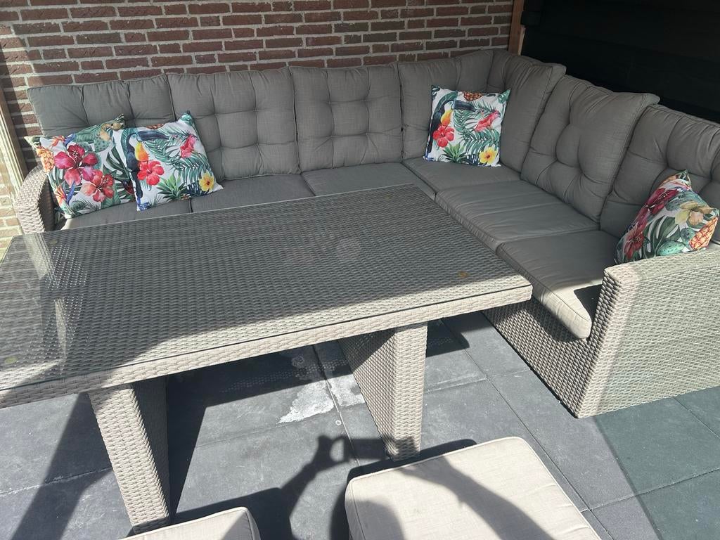 Luxe Wicker Loungeset met Eettafel en Hocker, Tuin en Terras, Tuinsets en Loungesets, Ophalen, Meer dan 8 zitplaatsen, Zo goed als nieuw