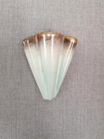 antiek keramiek wandvasje izgst 10x7 cm, Ophalen of Verzenden