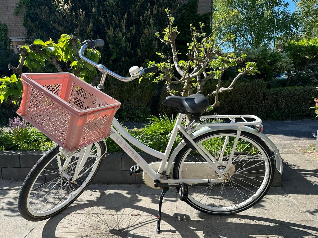 Cortina meisjesfiets 26 inch, 3 versnellingen, roze krat, Fietsen en Brommers, Fietsen | Meisjes, Terugtraprem, Gebruikt, Versnellingen